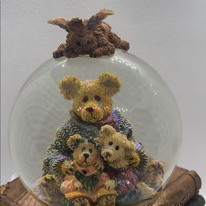 Vintage Musical Boyds Bears - What the World Needs